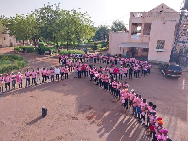 Bamako sport et randonnées :  Combattre le cancer par le sport