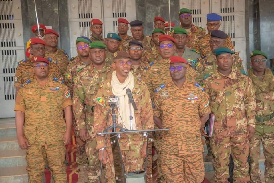 Lutte contre les GAT : Le duo Goïta et Traoré réussira-t-il ?