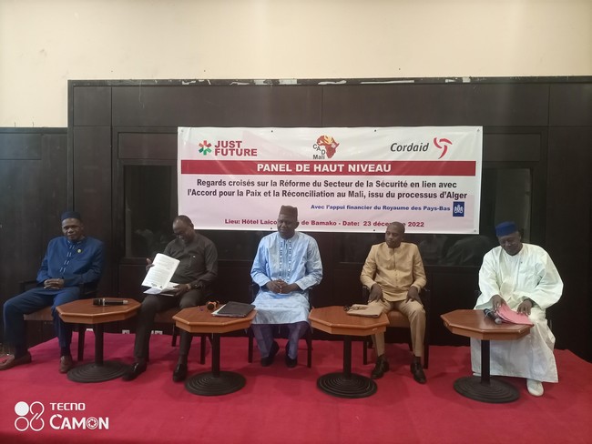 Panel de haut niveau : Regards croisés sur la Réforme du Secteur de la Sécurité en lien avec l’Accord pour la Paix et la Réconciliation au Mali, issu du processus d’Alger