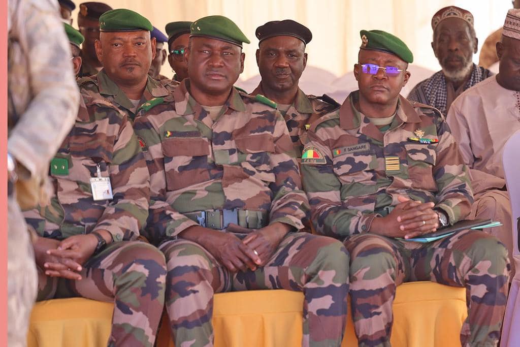 20 janvier au Mali : Un chèque de 6,5 milliards aux ayants droit des militaires tombés au front