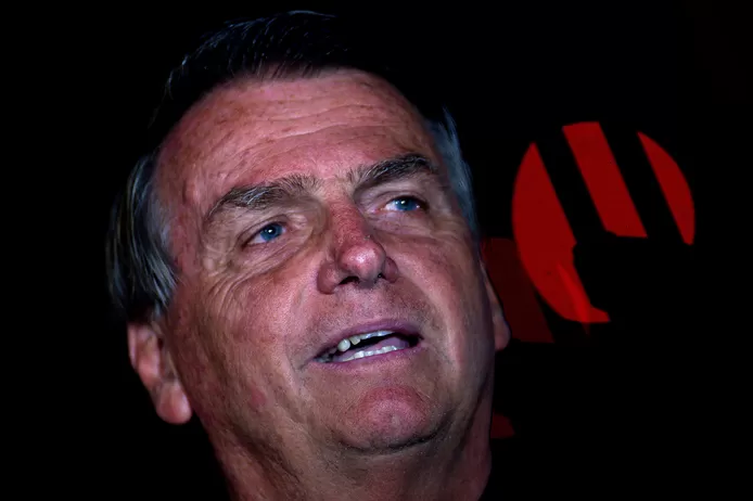 L'ancien président brésilien Jair Bolsonaro admis à l'hôpital aux États-Unis