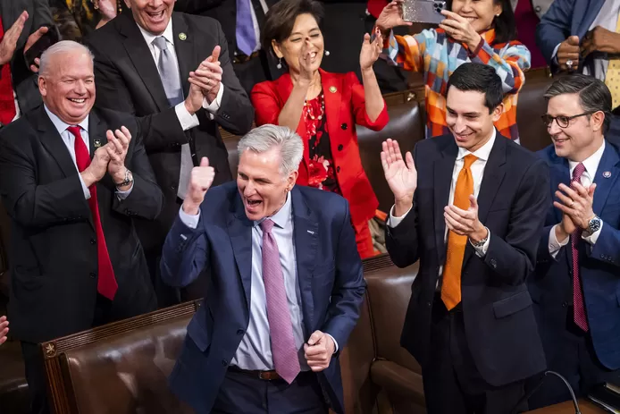 Fumée blanche à Washington: Kevin McCarthy élu président du Congrès américain