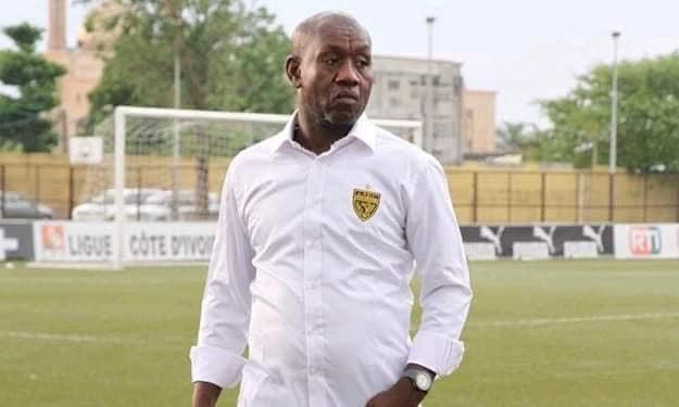 Le nouvel entraineur du Stade malien de Bamako présenté au public