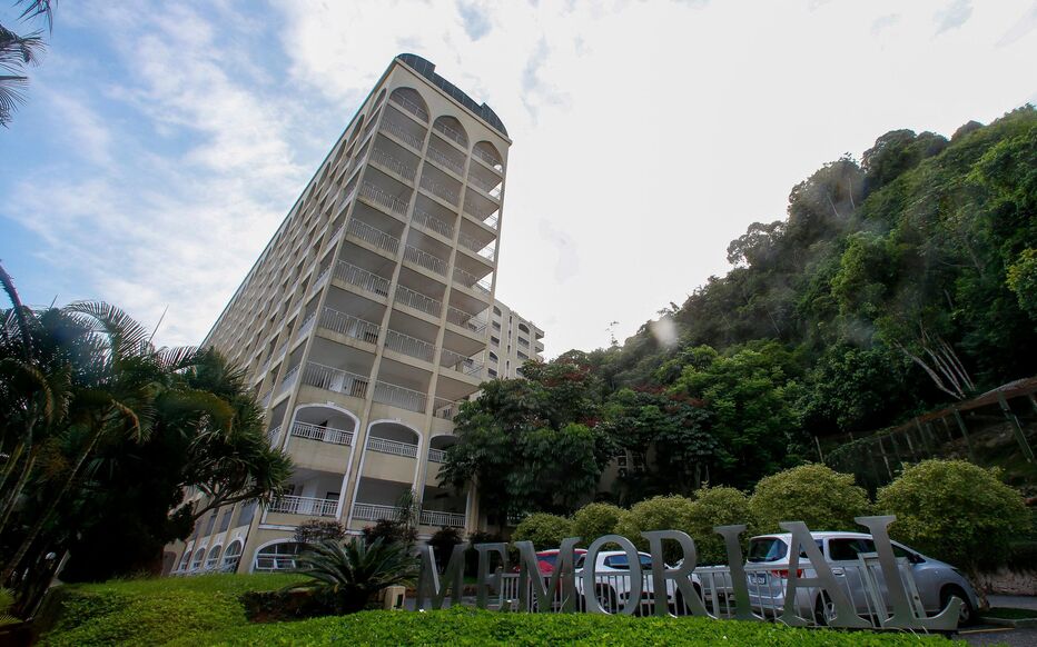 Mort de Pelé : installé dans un mausolée de 200 m2, le «Roi» repose dans le cimetière vertical le plus haut du monde