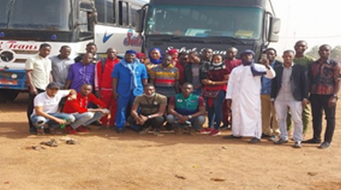 Journée de consultations :   Dons et consultations médicales gratuites à Nioro du Sahel