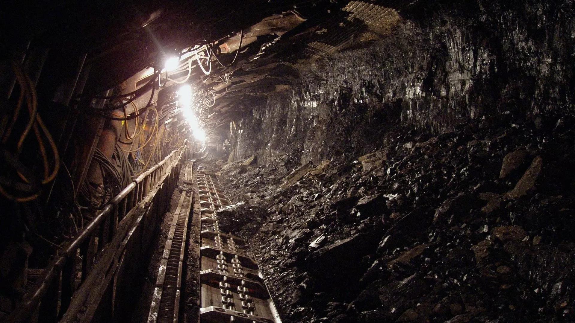 Burkina: une quarantaine de mines d'or artisanales fermées pour "raisons de sécurité"