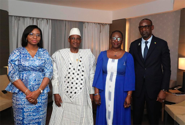 Doha : Le premier ministre reçoit les chefs des délégations du Togo, de la Guinée et du Burkina Faso