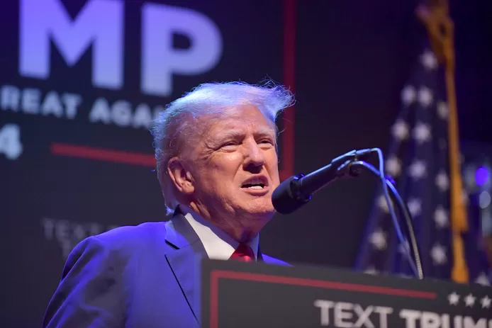 Selon Trump, défendre l'Ukraine n’est pas un intérêt “vital” pour les États-Unis