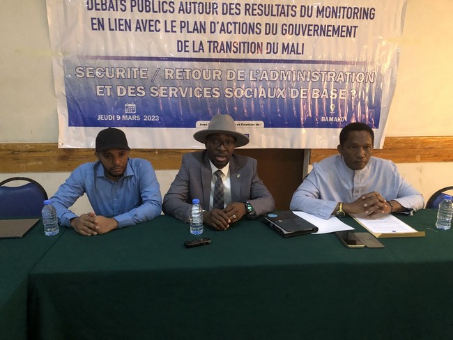 Badra Alou Sacko aux débats publics de Tuwindi : « Que les élections se tiennent à date et que les militaires aillent au front !»