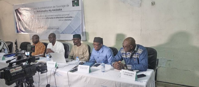 Le Dr  Mahamadou Aly Haïdara  présente son livre ‘La Protection des données à caractère personnel en droit malien’
