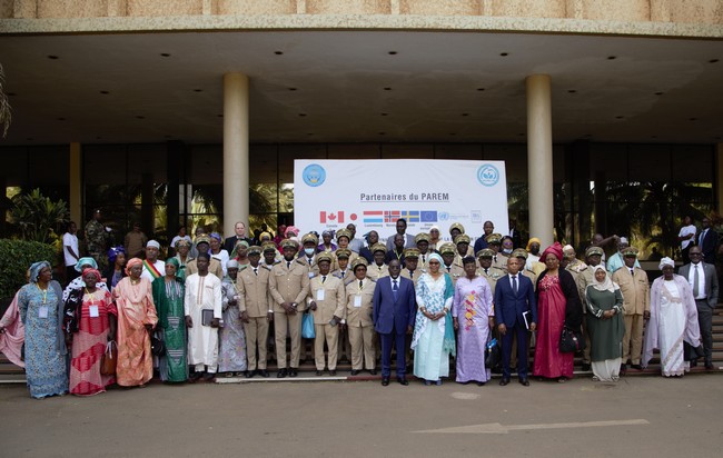 Mali : l’intégration de la dimension genre dans le processus électoral et les réformes politiques et administratives au cœur d’un séminaire