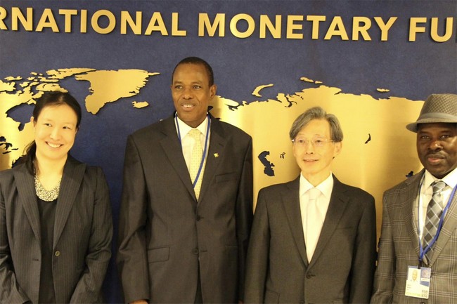 Assemblées annuelles 2023 du FMI et du groupe  de la Banque Mondiale à Washington. : Echanges entre le ministre Sanou et le directeur général adjoint du Fonds monétaire international...
