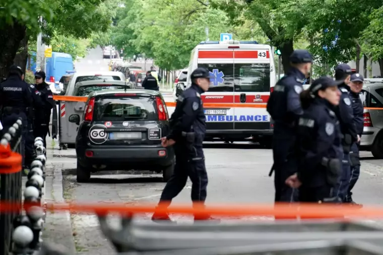 Fusillade dans une école de Belgrade: huit élèves et un gardien tués