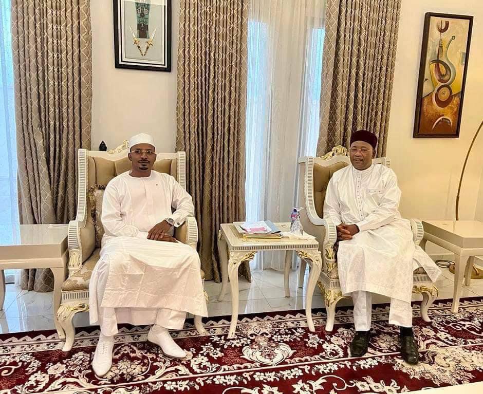 Niger: Le président tchadien Mahamat Idriss Deby Itno a rencontré le CNSP et le président Bazoum, toujours détenu