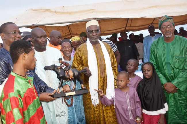 1ere édition grand prix Ali Konaté :  Le Cheval "Ba Nènè" de l'écurie Chelsea s'adjuge le drapeau de la victoire