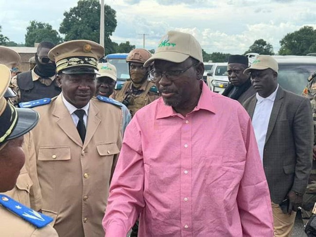 Message du ministre de l'agriculture au cours de sa tournée dans les zones CMDT de Sikasso, Koutiala et fana  «  Seuls les producteurs de coton qui ont eu un mauvais rendement à cause des insectes ravageurs sont concernés par les dédommagements de l’Etat »