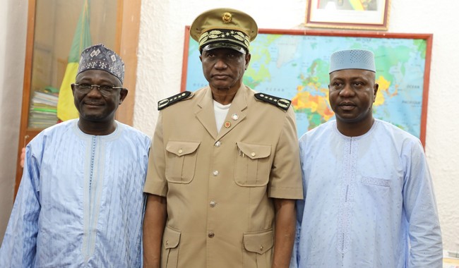 28e édition du mois de la solidarité et de la lutte contre l'exclusion :  LE DG de L’INPS, Ousmane Karim Coulibaly, parrain du mois à Ségou