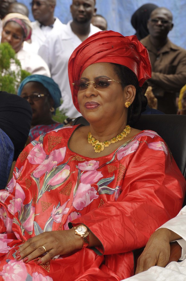 Un faux compte au nom de Mme Touré Lobbo Traore : La Fondation pour l'Enfance ATT alerte et met en garde