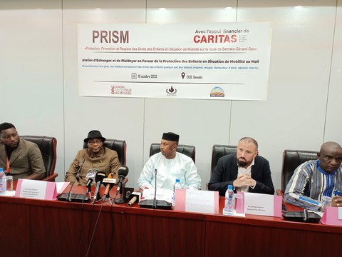 L’AMDH et ses partenaires  échangent  sur la protection des enfants en situation de mobilité au Mali avec les membres du CNT