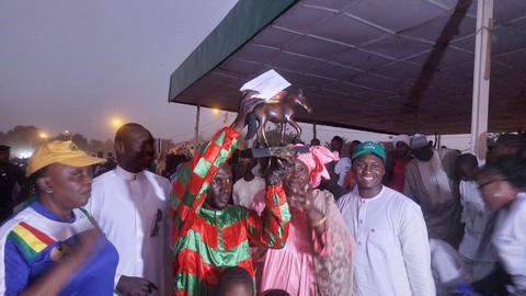 Hippisme : le cheval Ba Néné remporte le trophée de la 3e édition du grand prix Amadou Diatigui Diarra