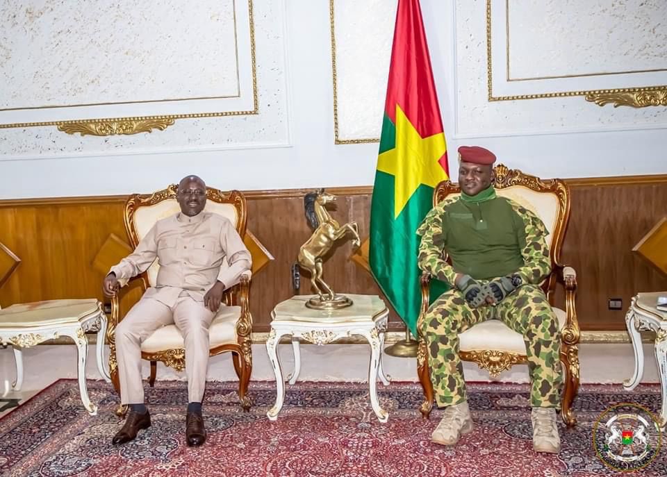 L'ex-Premier ministre ivoirien Guillaume Soro rencontre le capitaine Traoré