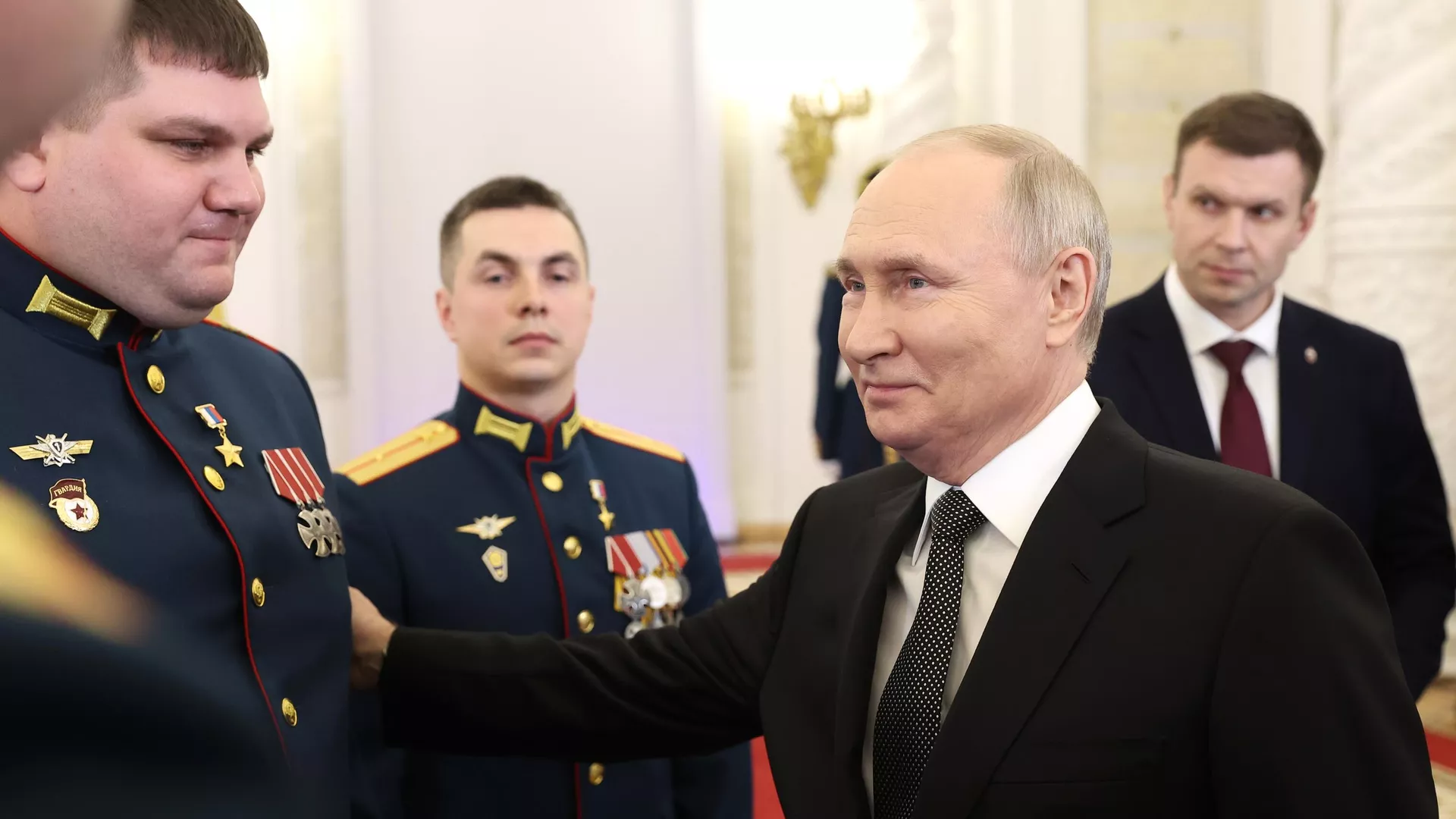 Poutine se déclare candidat à l'élection présidentielle 2024