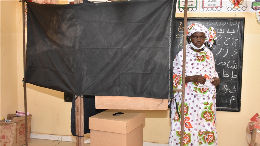 Sénégal/Présidentielle : une vingtaine de candidats valident leurs parrainages