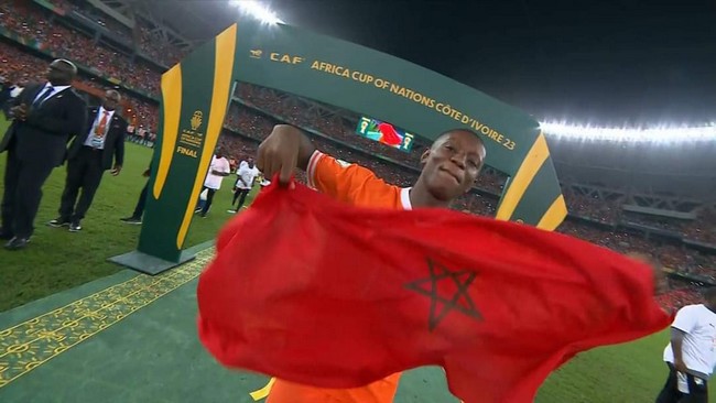 Le sacre ivoirien à la Can 2023 : Un intrus lors de la célébration de la fête