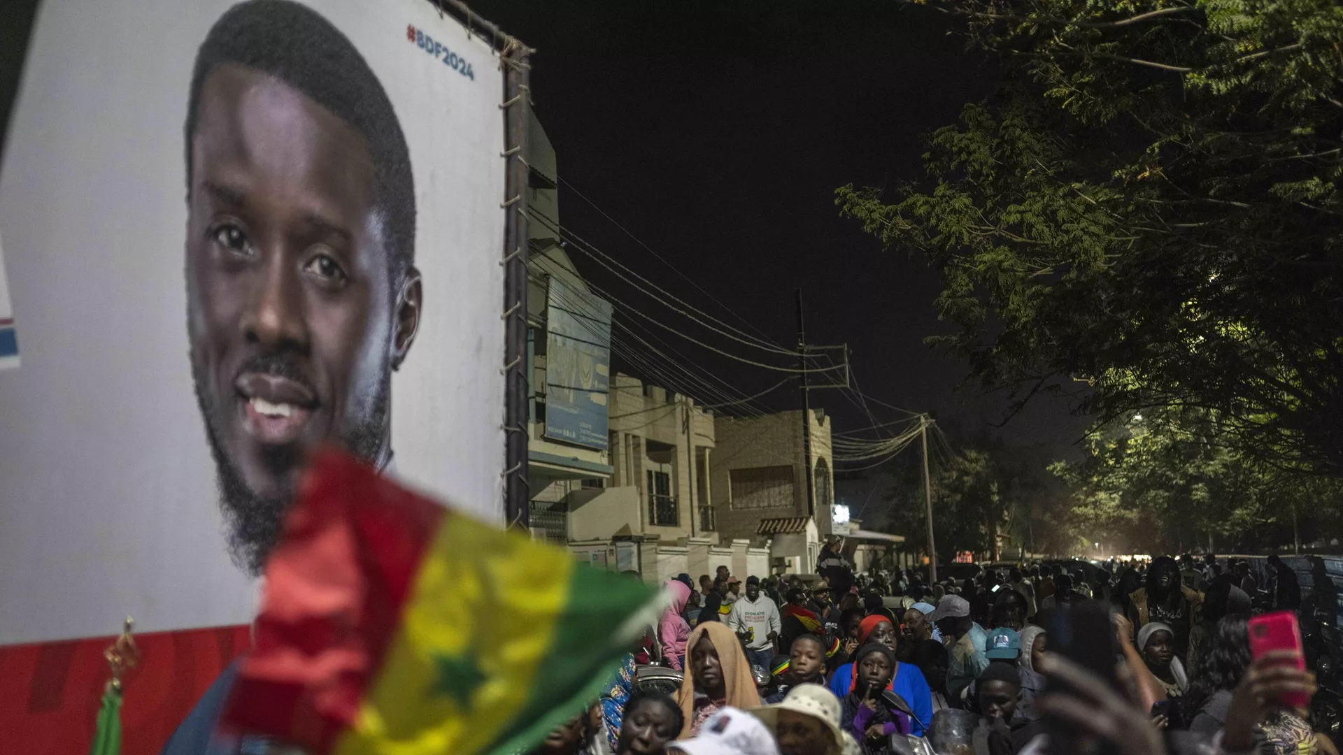 Présidentielle au Sénégal: Bassirou Diomaye Faye donné en tête, selon les premières estimations