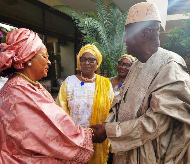Dialogue inter-maliens :    Ousmane Issoufi Maïga chez Mme Touré Lobbo Traoré