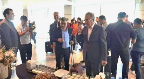 Accueil chaleureux réservé à l’équipe algérienne de USMA à l'aéroport d'Oujda Angad.(Maroc)