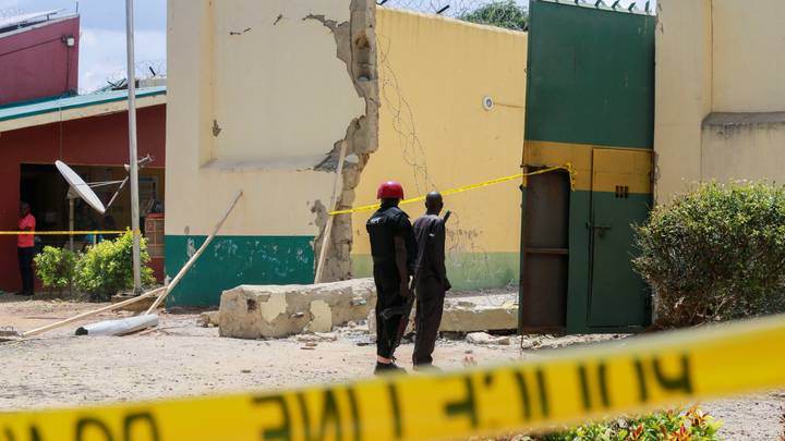 Plus de 100 détenus s'évadent d'une prison nigériane endommagée par de fortes pluies