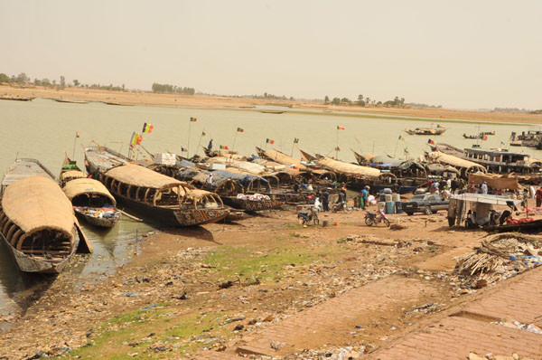 #Mali :Mopti-Niafunké : Route laborieuse en cette période de décrue