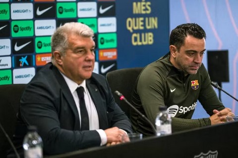 Xavi viré du Barça, Hansi Flick annoncé sous peu ?