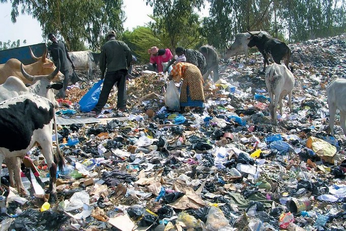 #Mali : Bamako : Difficile gestion des déchets plastiques