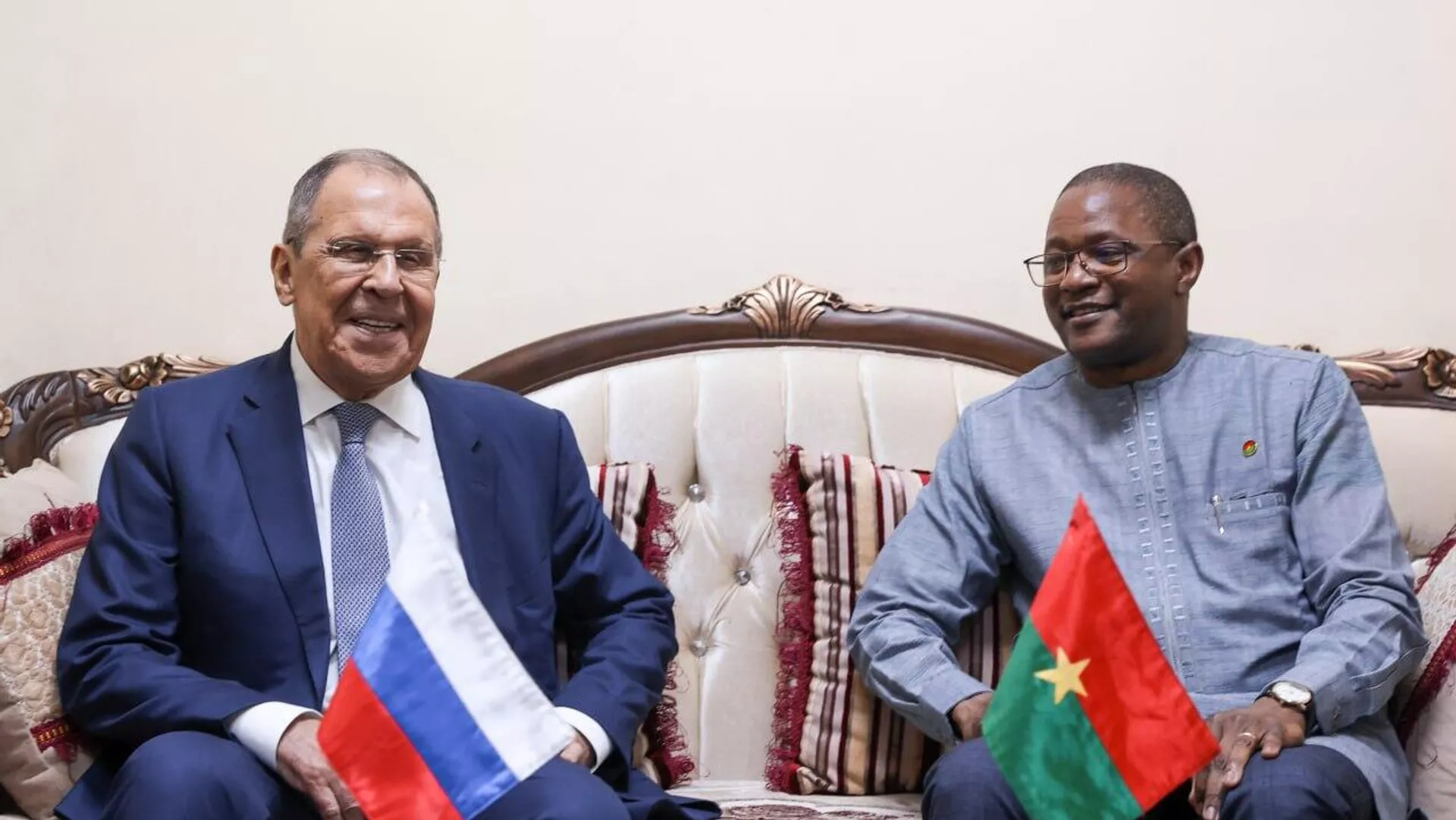 Lavrov au Burkina: "On se sent chez soi, entre amis"