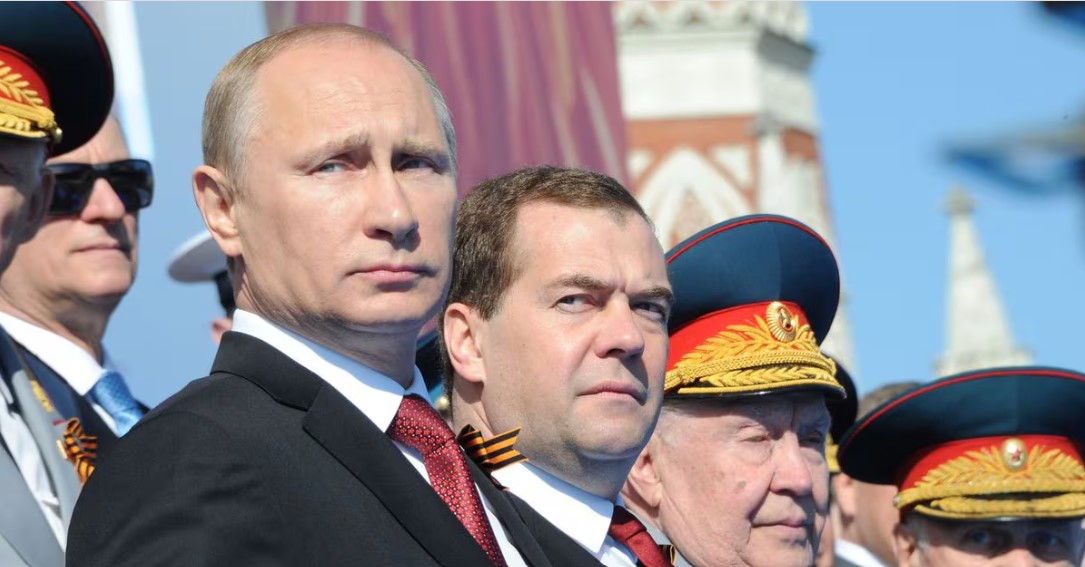 "La honte de l’Europe" : en Russie, le chaos politique français âprement commenté