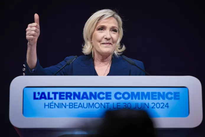 Les partis belges se positionnent après le résultat de l’extrême droite en France