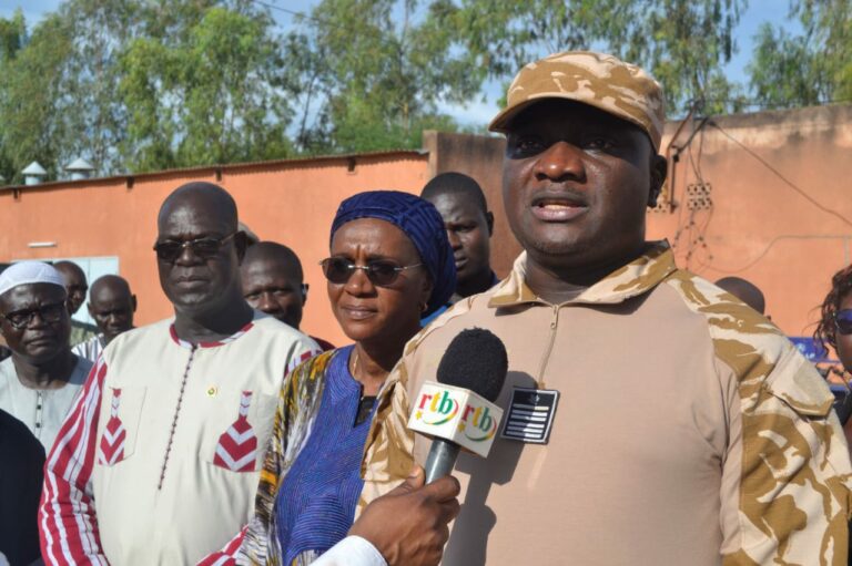 Le gouvernement au chevet des Burkinabè refoulés de la Côte-d’Ivoire