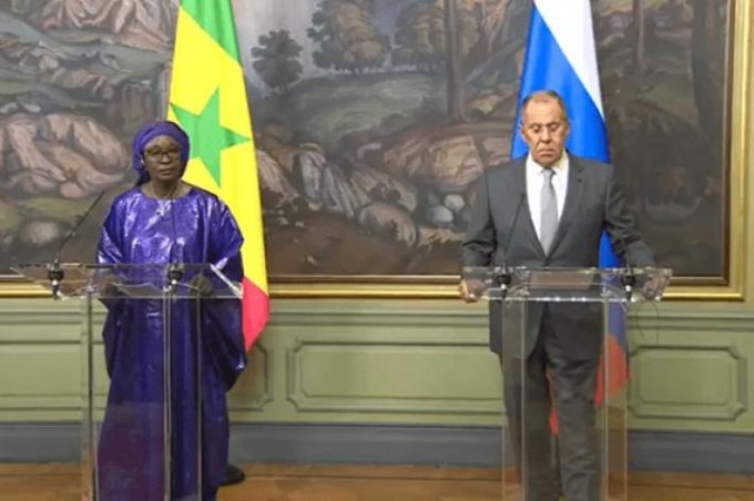 Sénégal-Russie : Dakar consolide les relations avec Moscou, tout en réitérant sa position de neutralité dans la crise russo-ukrainienne