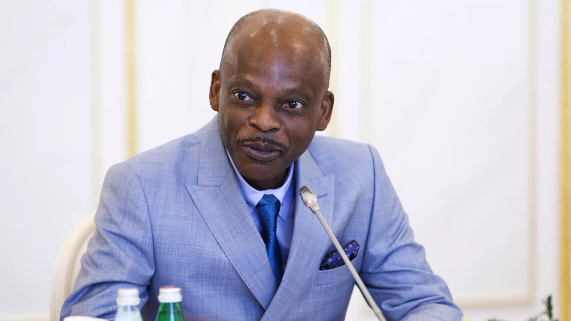 AES : Le Togo fait les yeux doux