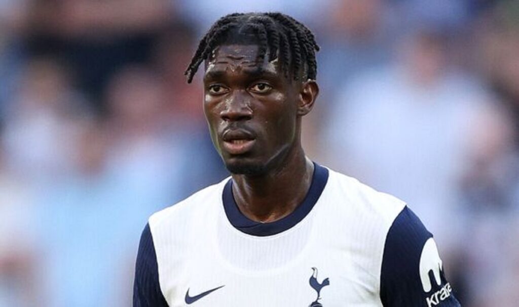 Yves Bissouma : sanctionné par son club, le Malien se rachète