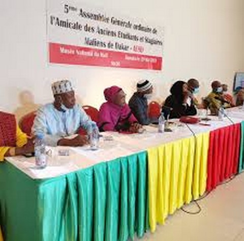 Amicale des anciens étudiants et stagiaires de Dakar (AESD) : Diadié Sangaré réélu pour un nouveau mandat