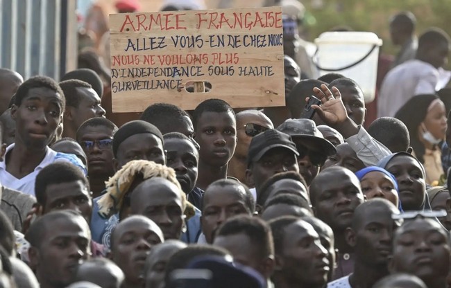 Fin de la France –Afrique :   «Les chefs d’Etat africains ne vont plus en France, ils se font soigner désormais en Allemagne…» !