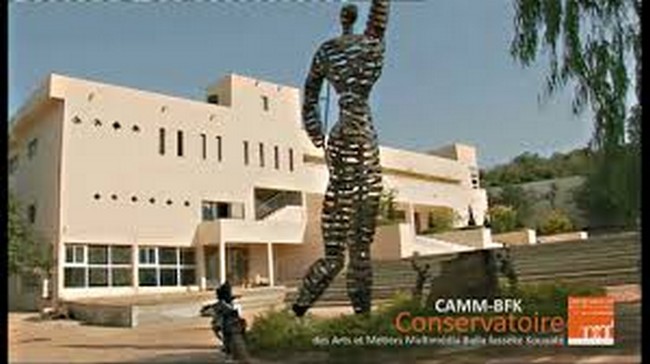 Conservatoire multimédia Balla Fasseké : Les étudiants sans bourses en 2023 et 2024, le silence des autorités persistent