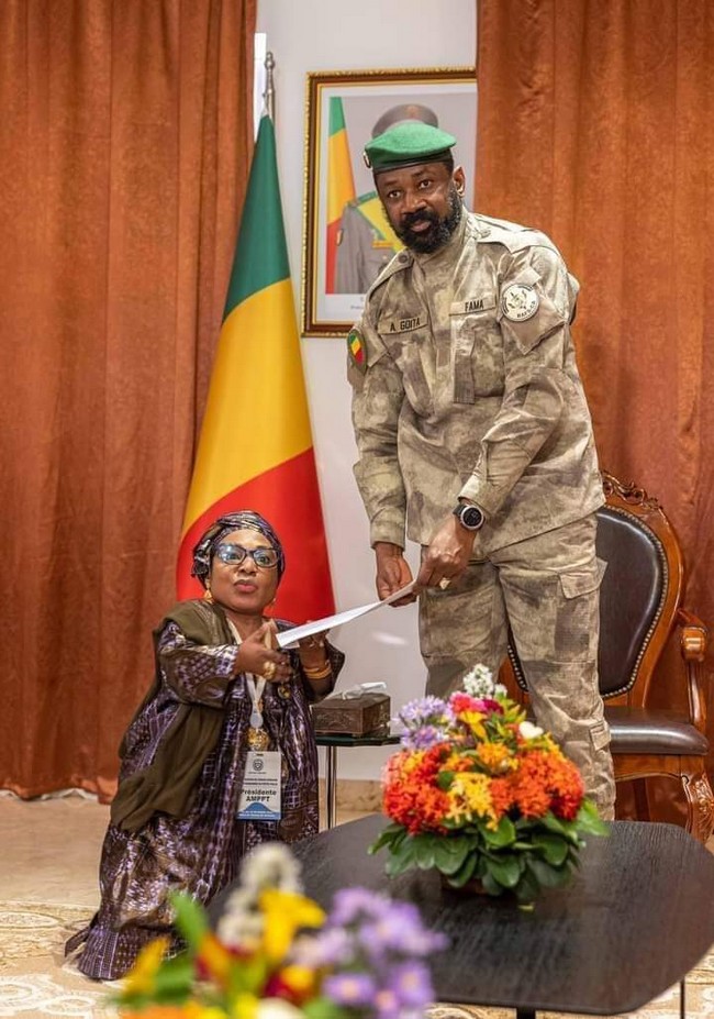 Forum africain des personnes de petite taille :  Bamako a accueilli la 2e édition sous la présidence du Ministre Assa Badiallo Touré