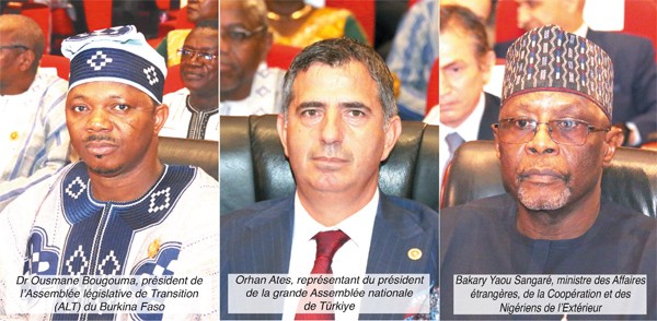 #Mali : Ouverture de la session d'octobre du CNT : La parole aux invités de marque