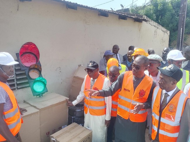 Feux tricolores :  Démarrage des travaux de réhabilitation de 30 carrefours de Bamako