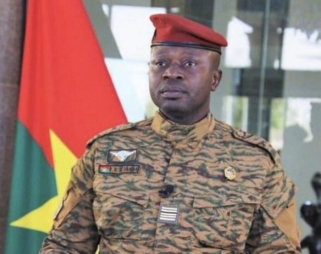 Le Burkina gèle les avoirs de l'ex-Président Damiba