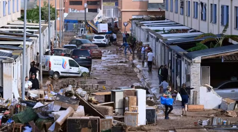 Les inondations en Espagne font plus de 200 morts, mais le bilan n’est toujours pas définitif
